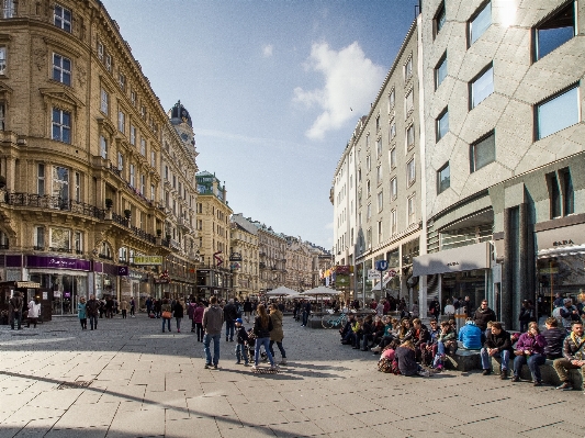 Fußgänger straße stadt stadtbild Foto