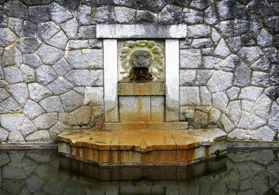 Rock 建筑学 窗户 墙