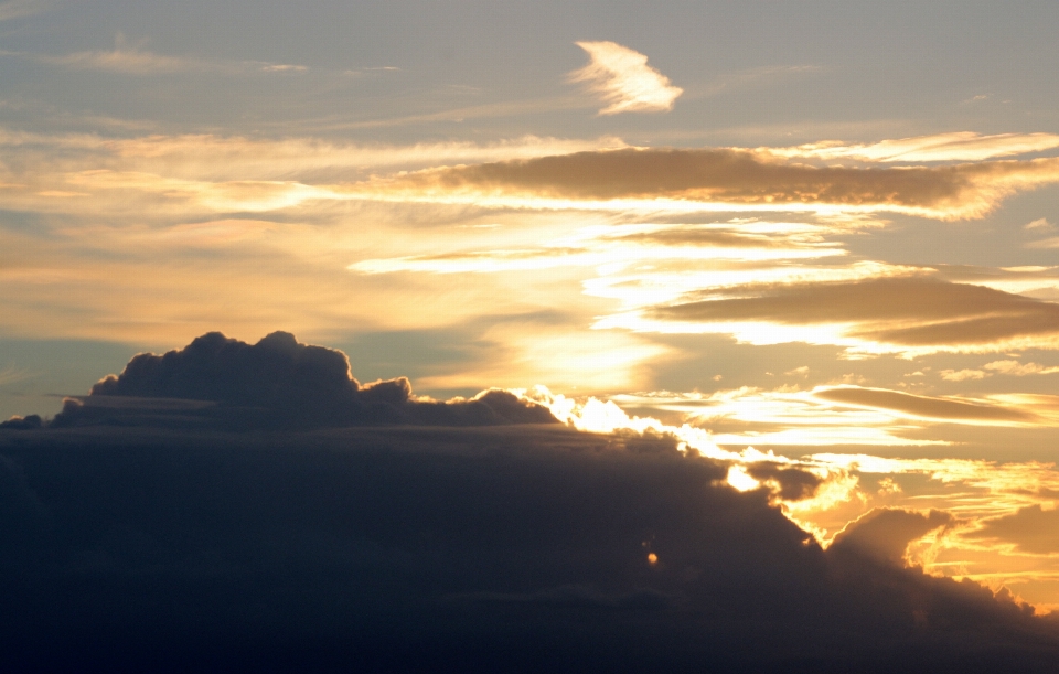 Mare orizzonte nube cielo