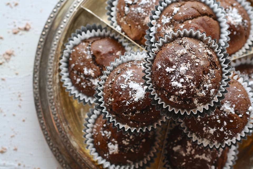 Bianco dolce buio celebrazione