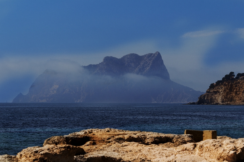 Praia paisagem mar costa