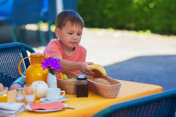 People play morning child Photo