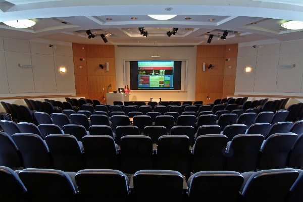 Photo Salle
 réunion public théâtre