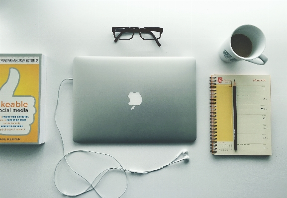 Laptop desk notebook computer Photo