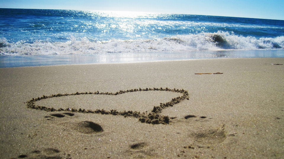 Spiaggia mare costa sabbia