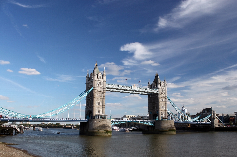 Sea water architecture bridge