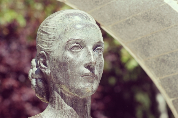 People street monument female Photo