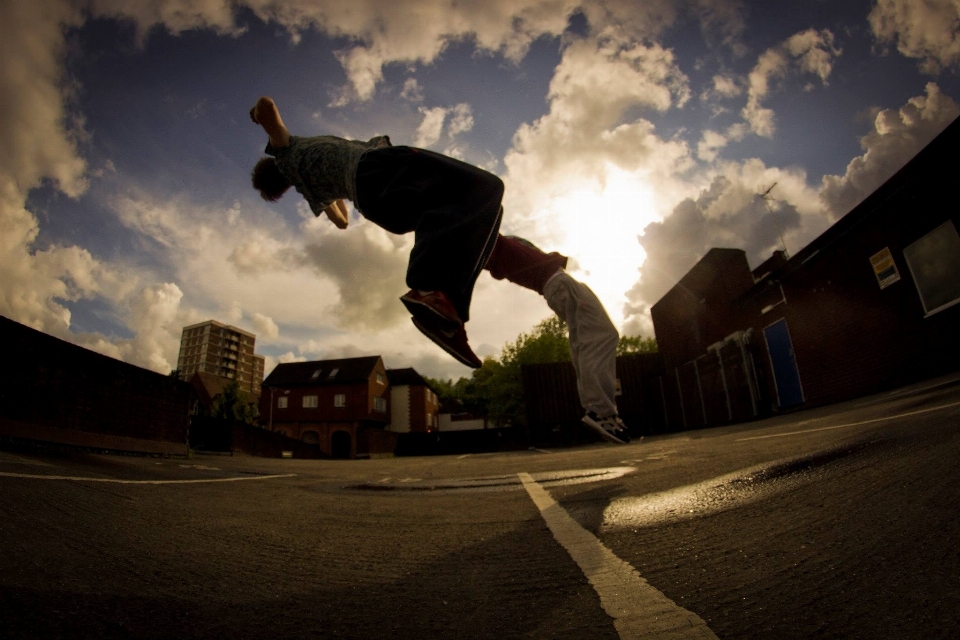 Sport la photographie planche à roulette saut