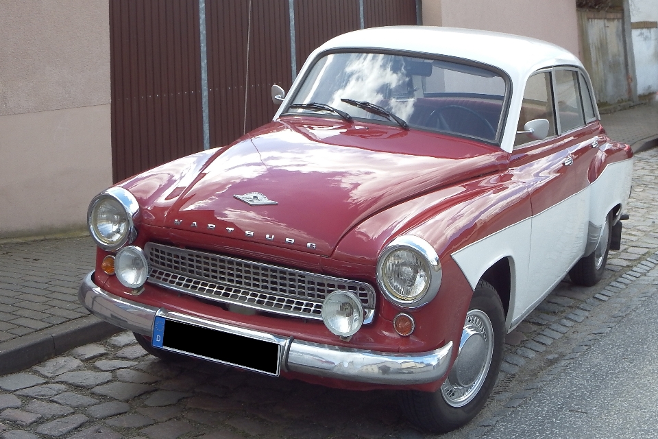 Voiture véhicule auto classique
