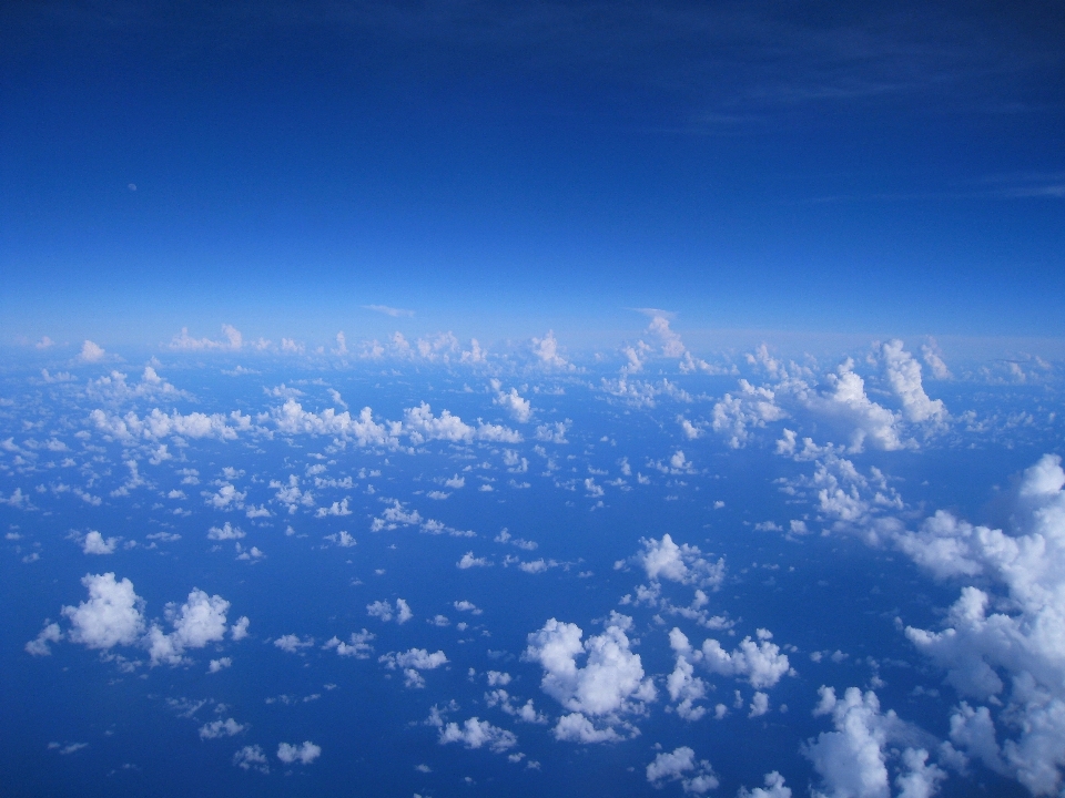 Orizzonte nube cielo bianco