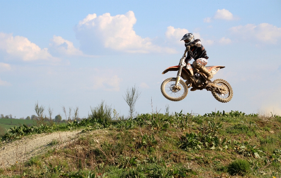 Esporte pular veículo motocicleta