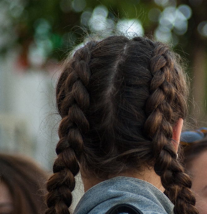 Cabelo penteado
 trança longo
