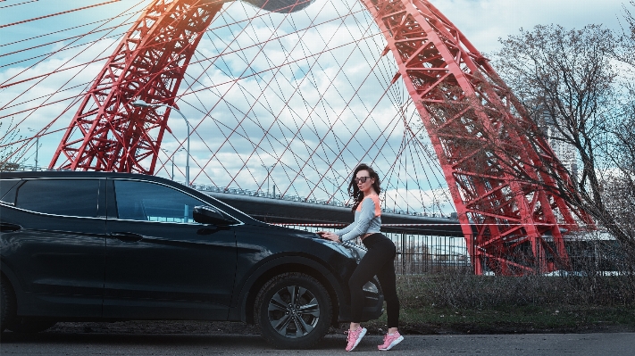 自然 女性 髪 橋 写真