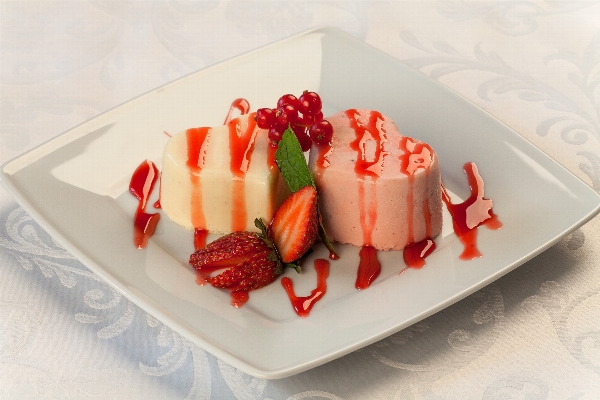 Berry sweet dish meal Photo