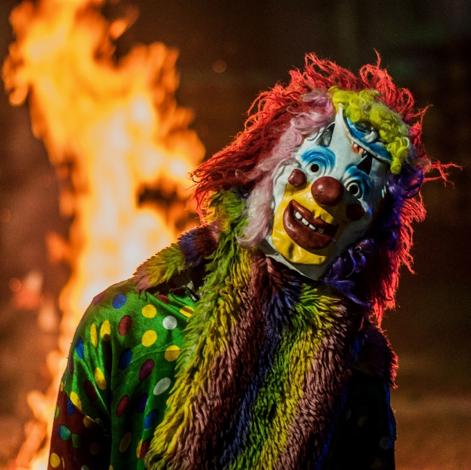 Menschen reisen dunkel karneval