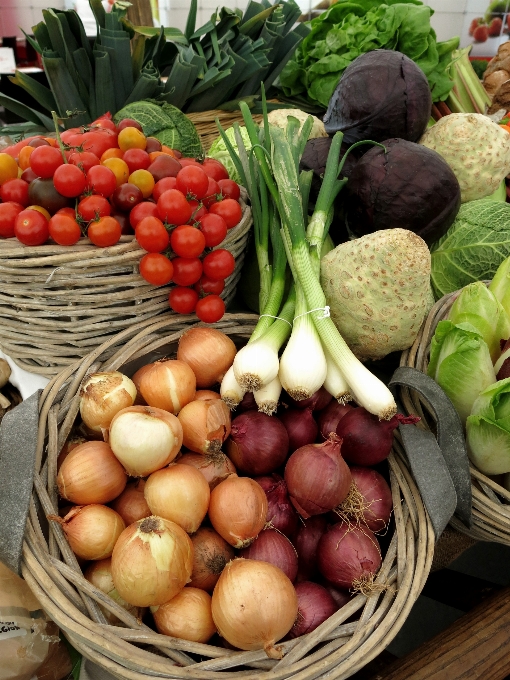 Farm range food salad