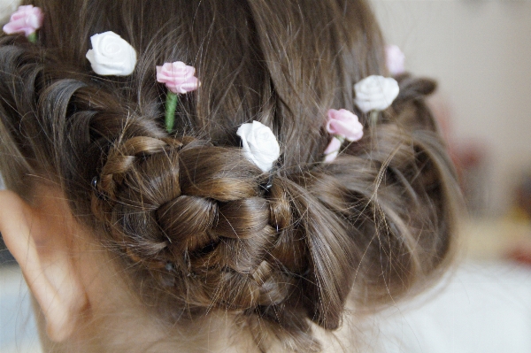 Girl hair wedding hairstyle Photo