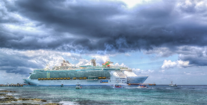 Sea nature ocean boat Photo