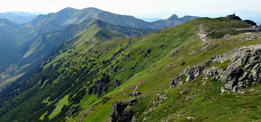 Фото пейзаж гулять пешком гора луг
