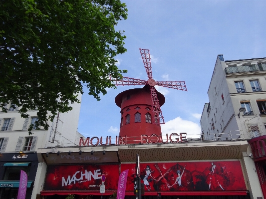 Paris downtown france moulin rouge Photo