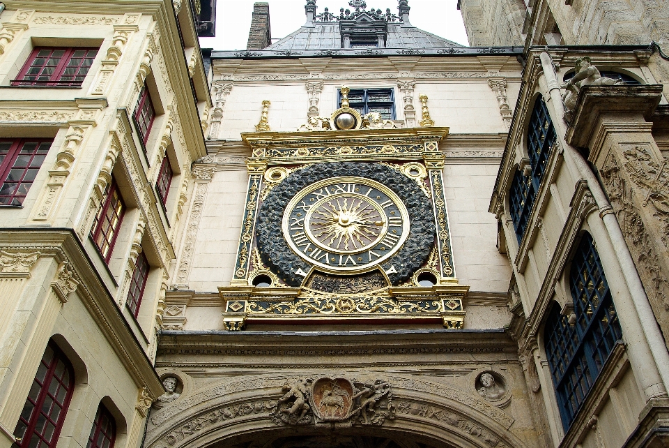 Architecture clock building france