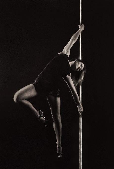 Noir et blanc
 fille femme danse