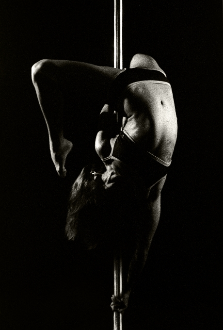 Black and white girl woman dance