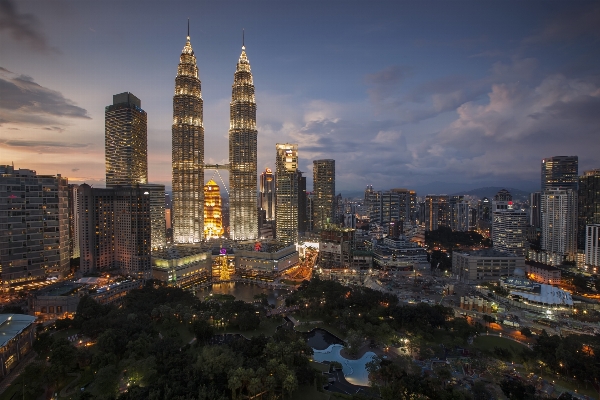 Horizon skyline night view Photo