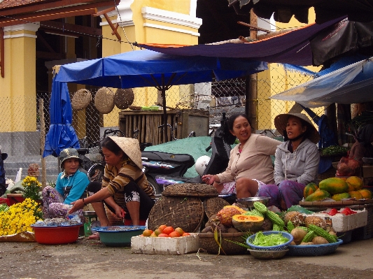 Foto Jalan kota makanan penjual