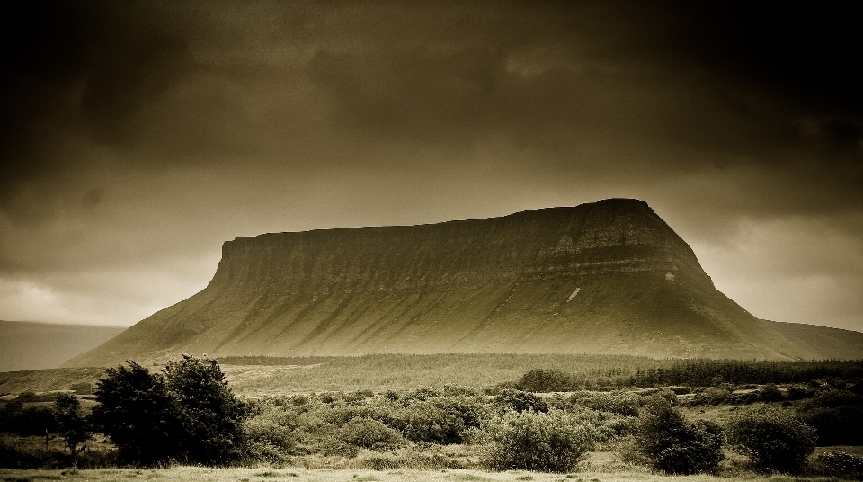 Lanskap rock gunung awan