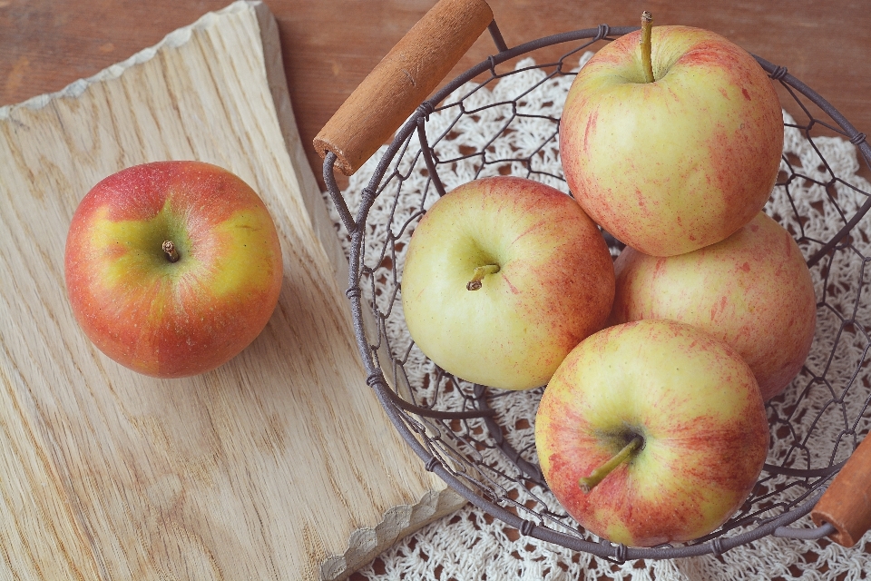 Apple 植物 水果 食物