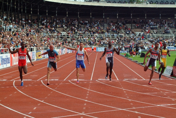 Structure running jumping competition Photo