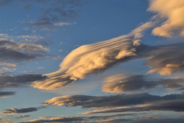 Horizont wolke himmel sonnenaufgang Foto