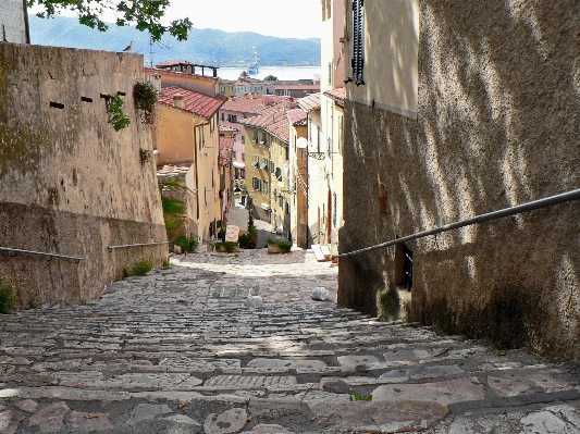 Foto Camino calle ciudad callejón