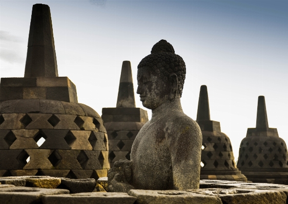 Foto Rock monumen bepergian patung