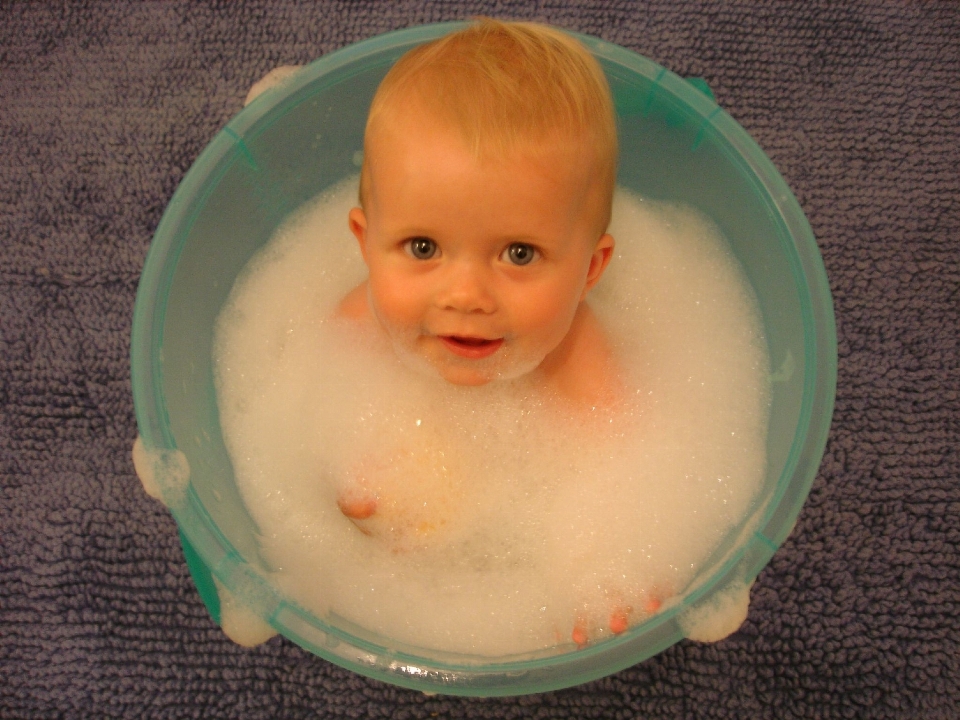 Acqua carino bambino umano