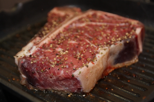 皿 食べ物 肉 バーベキュー 写真