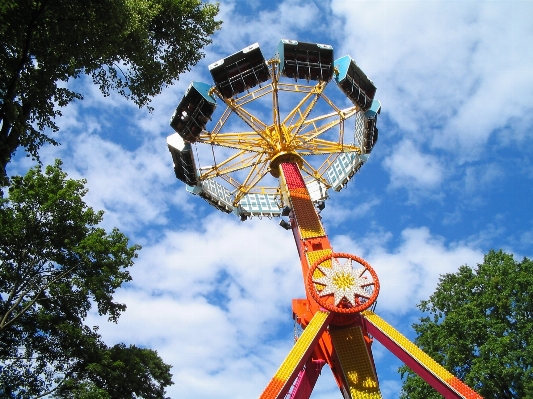 City recreation ferris wheel amusement park Photo