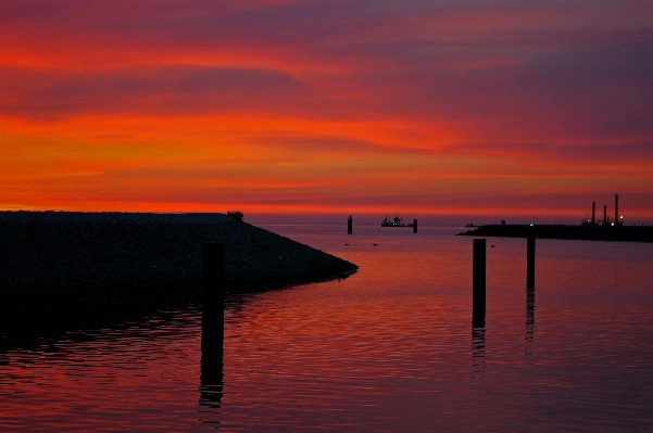 Foto Pantai lanskap laut pesisir