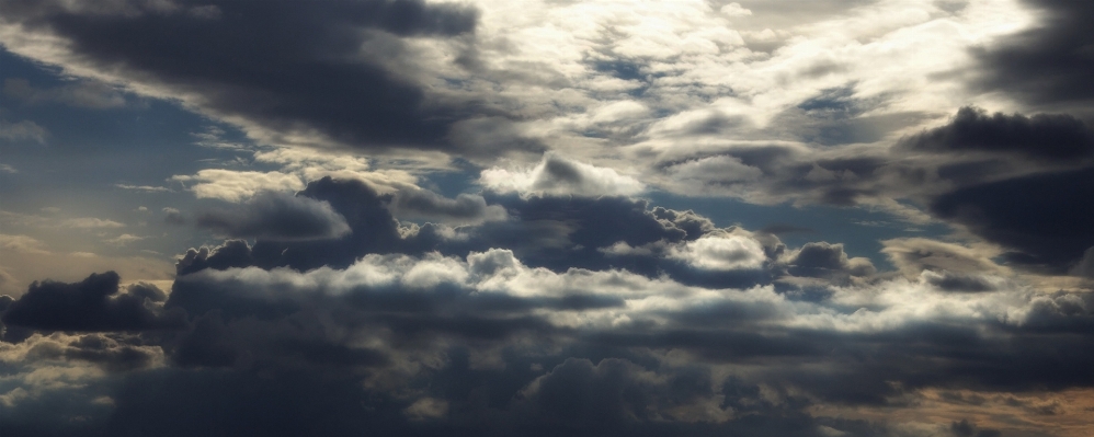 Foto Cakrawala awan langit matahari