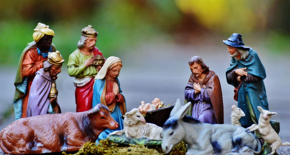 Child christian christmas decoration