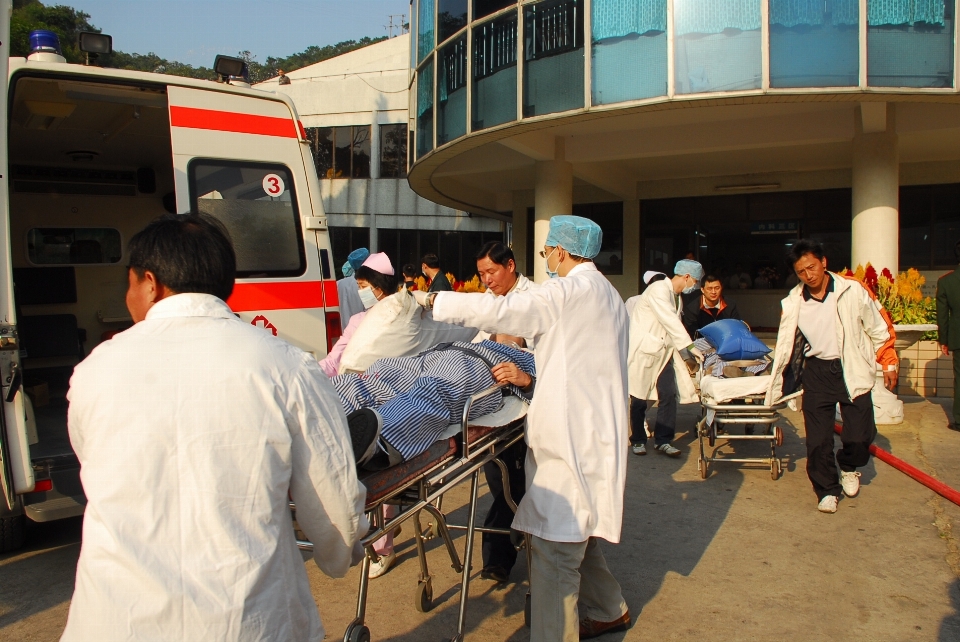 Transport véhicule tourisme hôpital