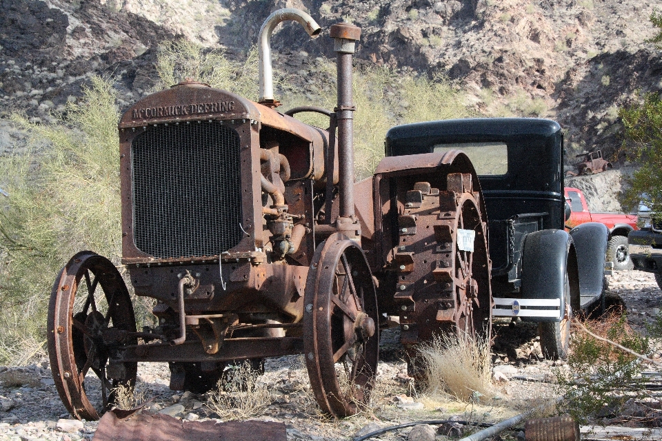 Voiture tracteur transport véhicule