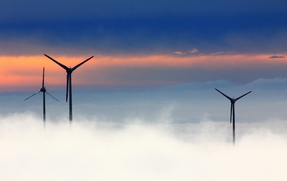 Cloud fog prairie windmill