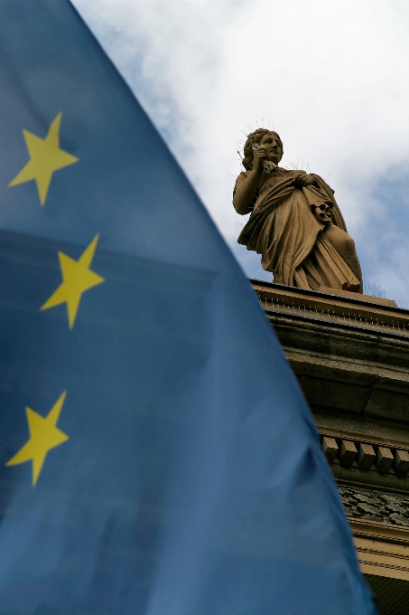 Monument europe statue flag