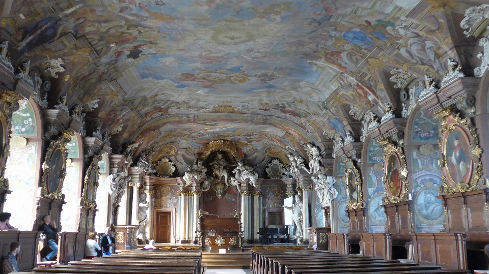 Bâtiment palais église cathédrale