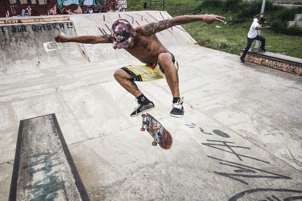 Foto Olahraga skateboard terbang rekreasi