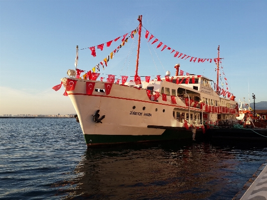 Beach sea nature boat Photo