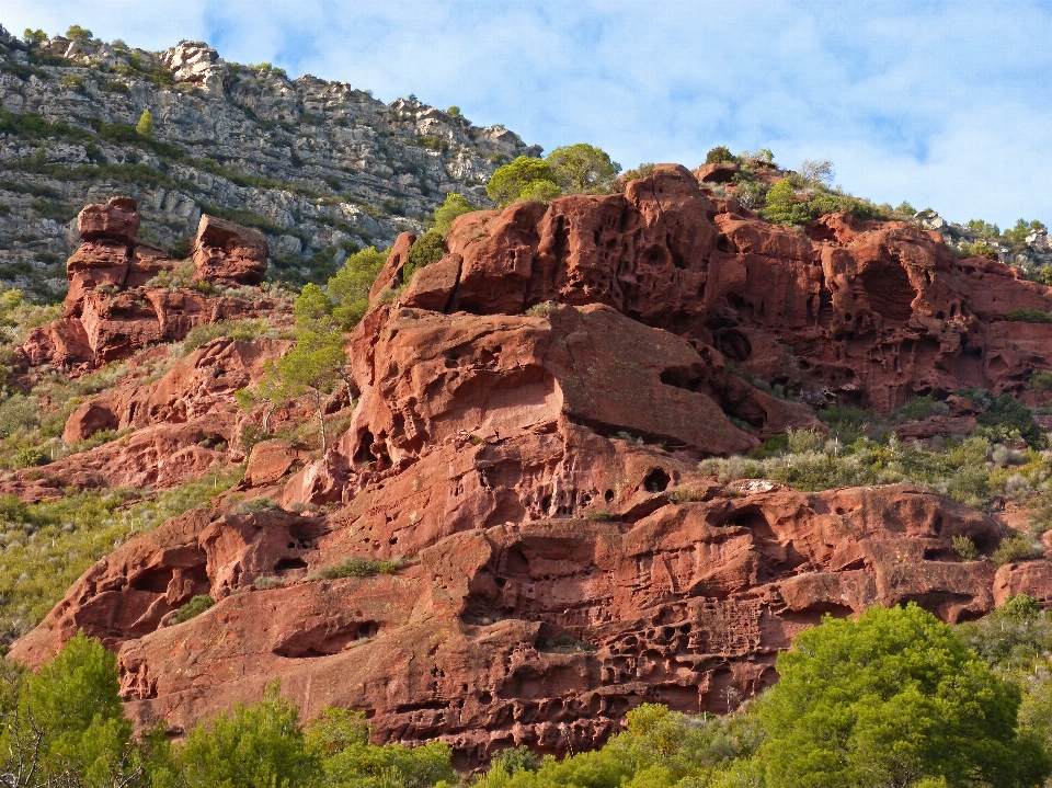 Rock 山 谷 编队