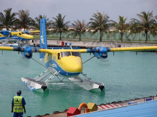 海 飛行機 航空機 車両 写真